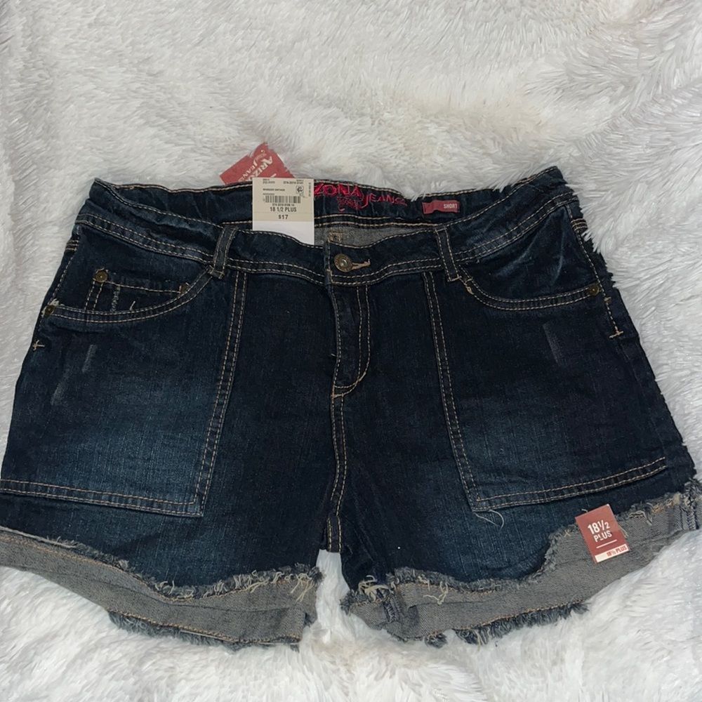 ARIZONA JEAN CO SHORTS